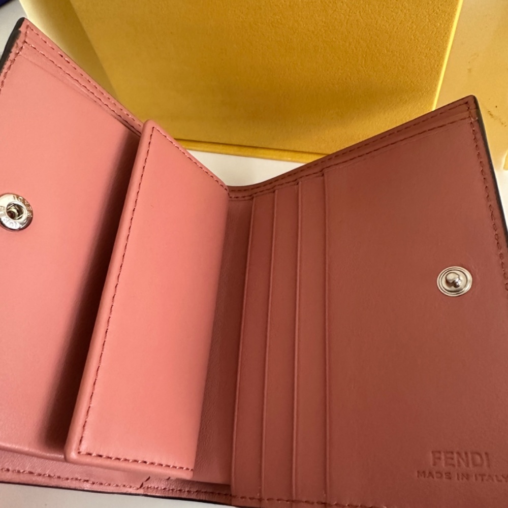 Pink FENDI Wallet - Picture 3 of 5
